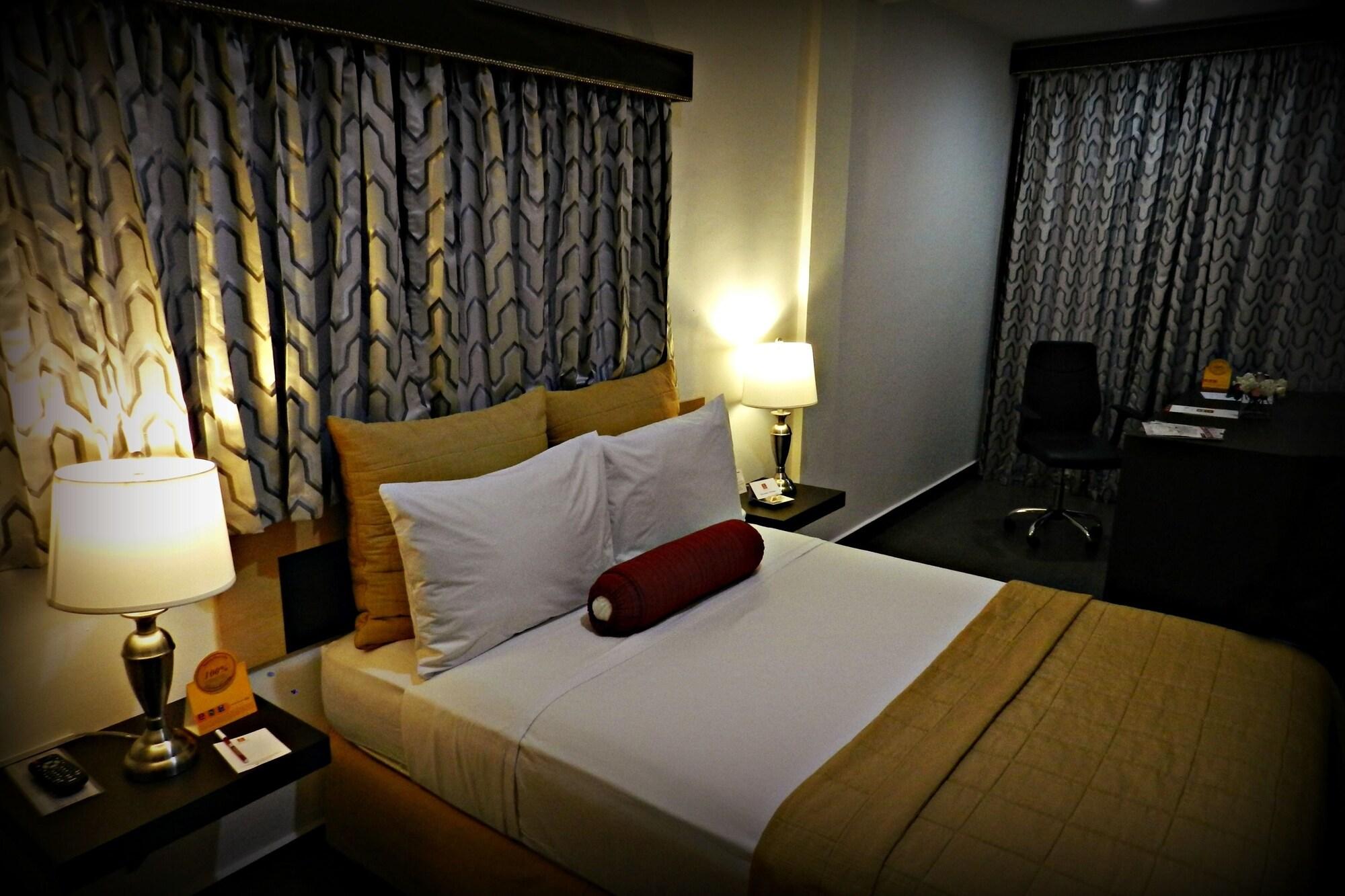 Clarion Hotel San Pedro Sula Bagian luar foto